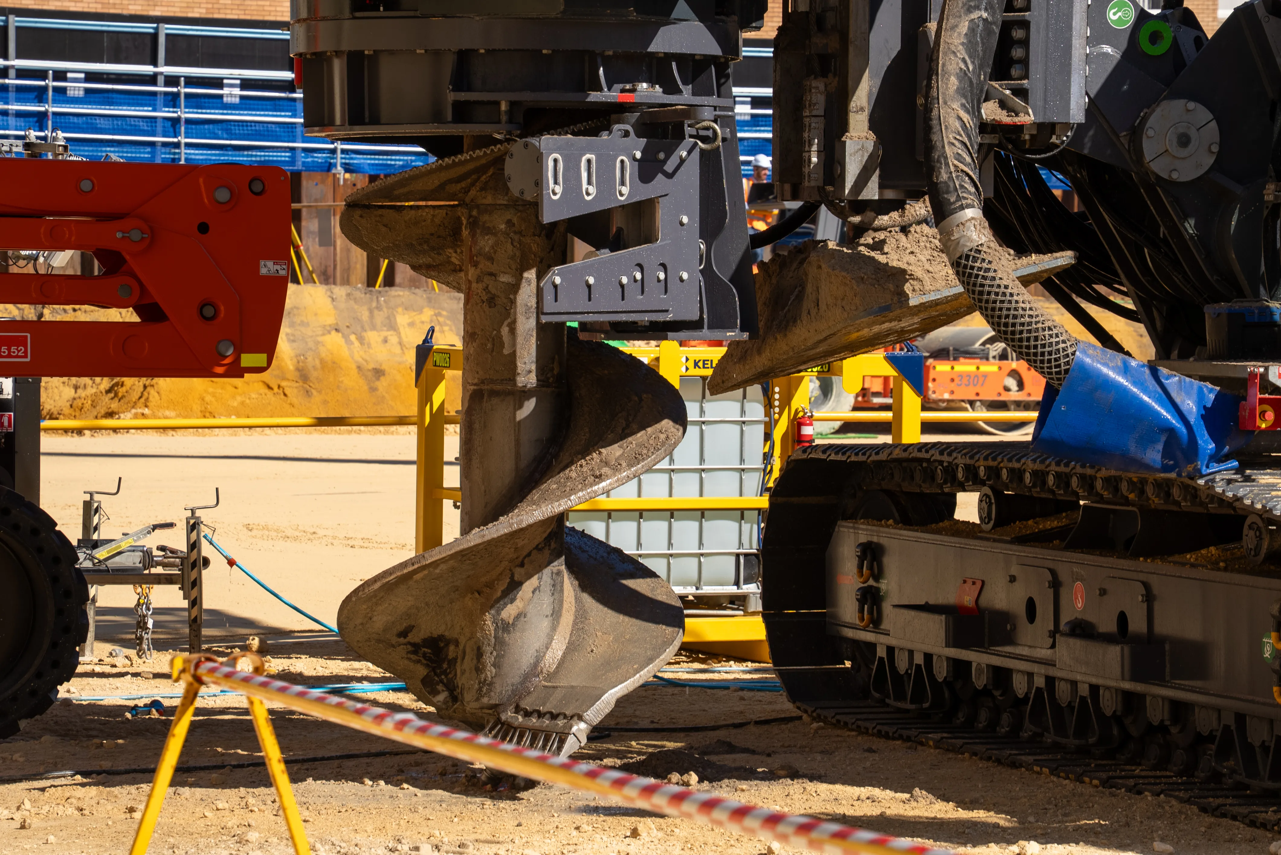 a large machine with a large auger
